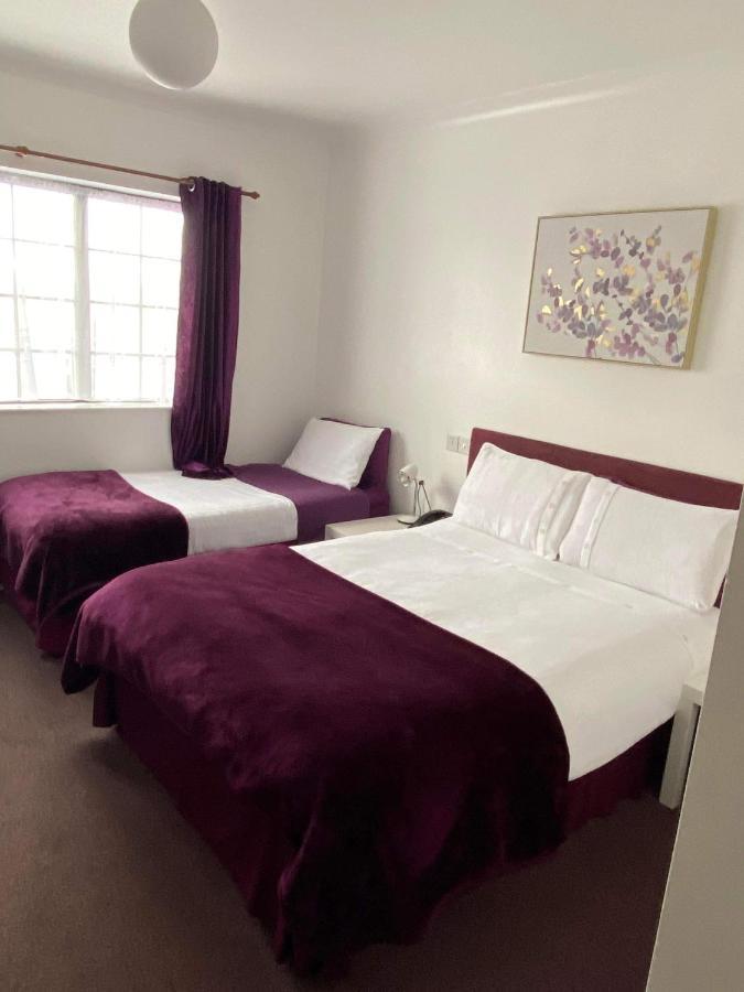 Green Acre Motel North Cornelly Extérieur photo